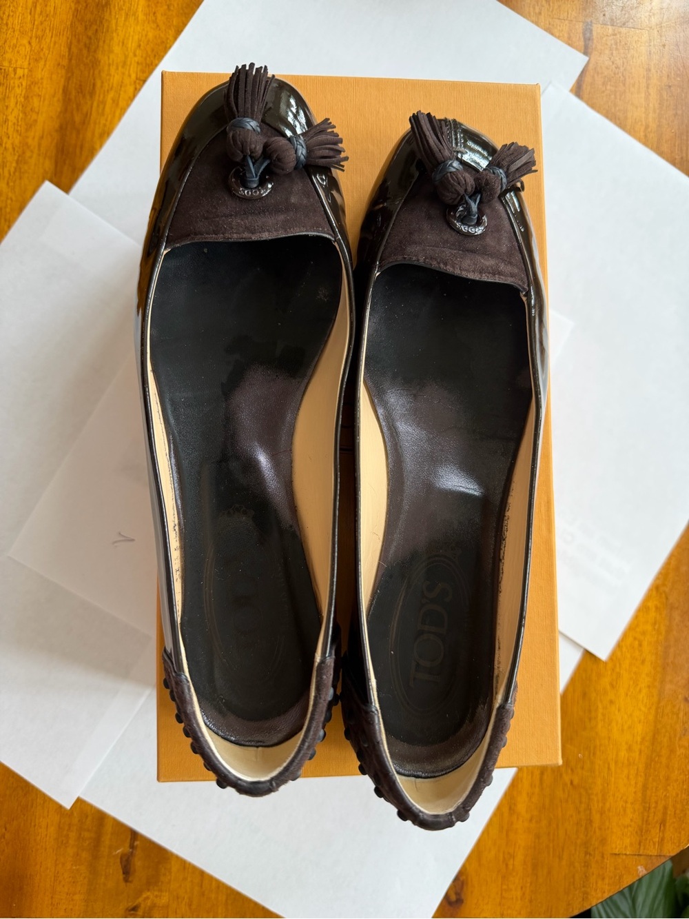 Tod's Brown Patent Leather Tassel Flats, size 38